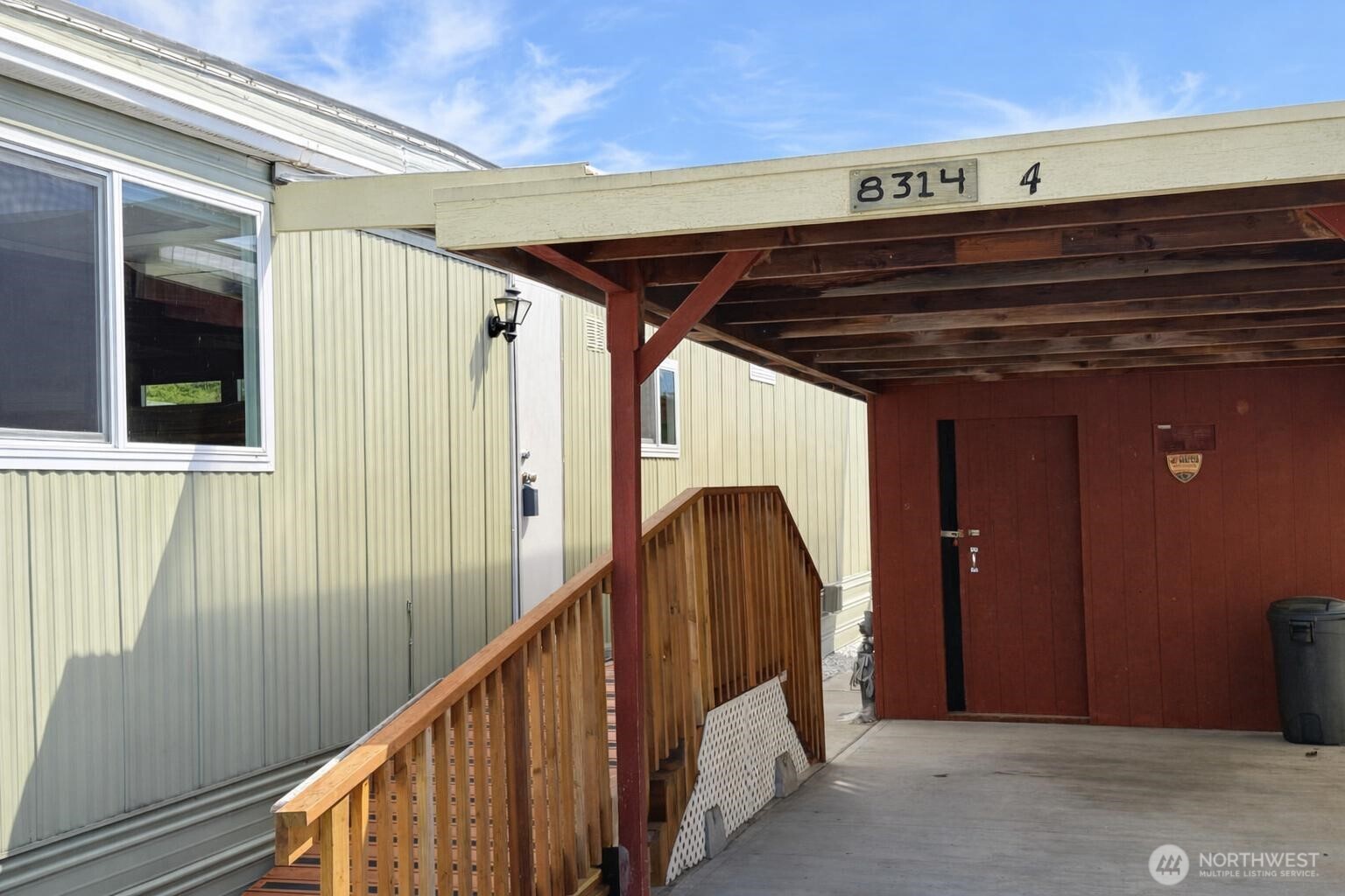 8314 38th Street E 4