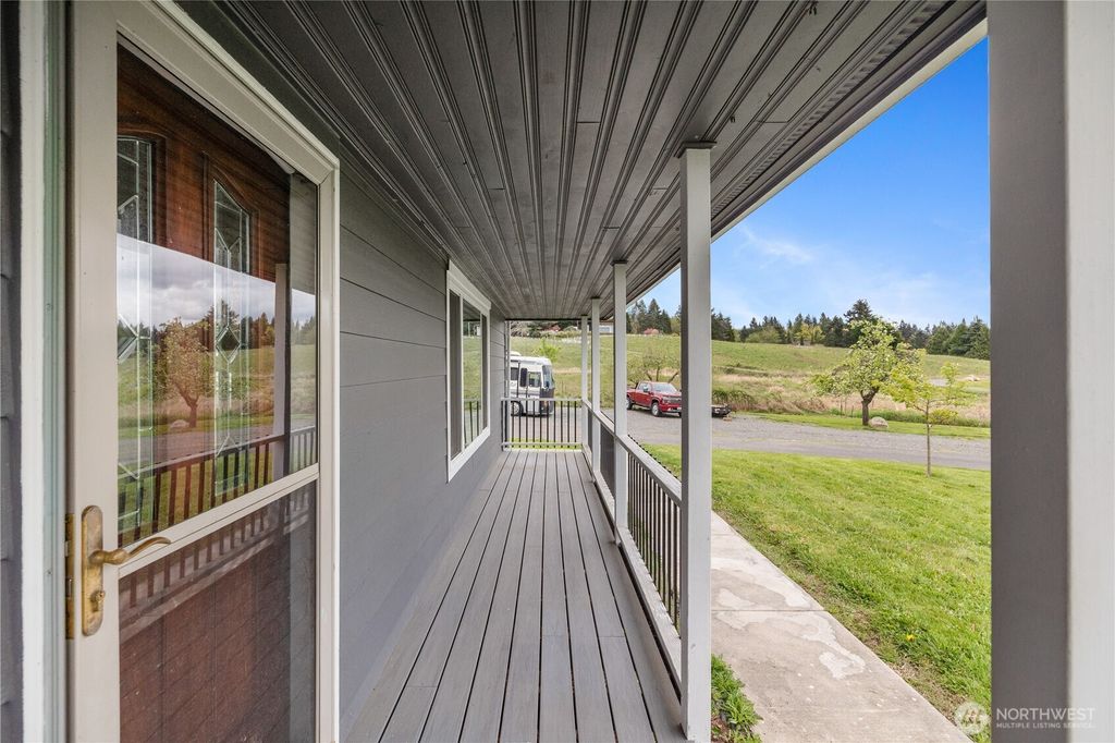 Photo of 7423 147th Avenue SE, Snohomish, WA 98290 (MLS # 2507286)