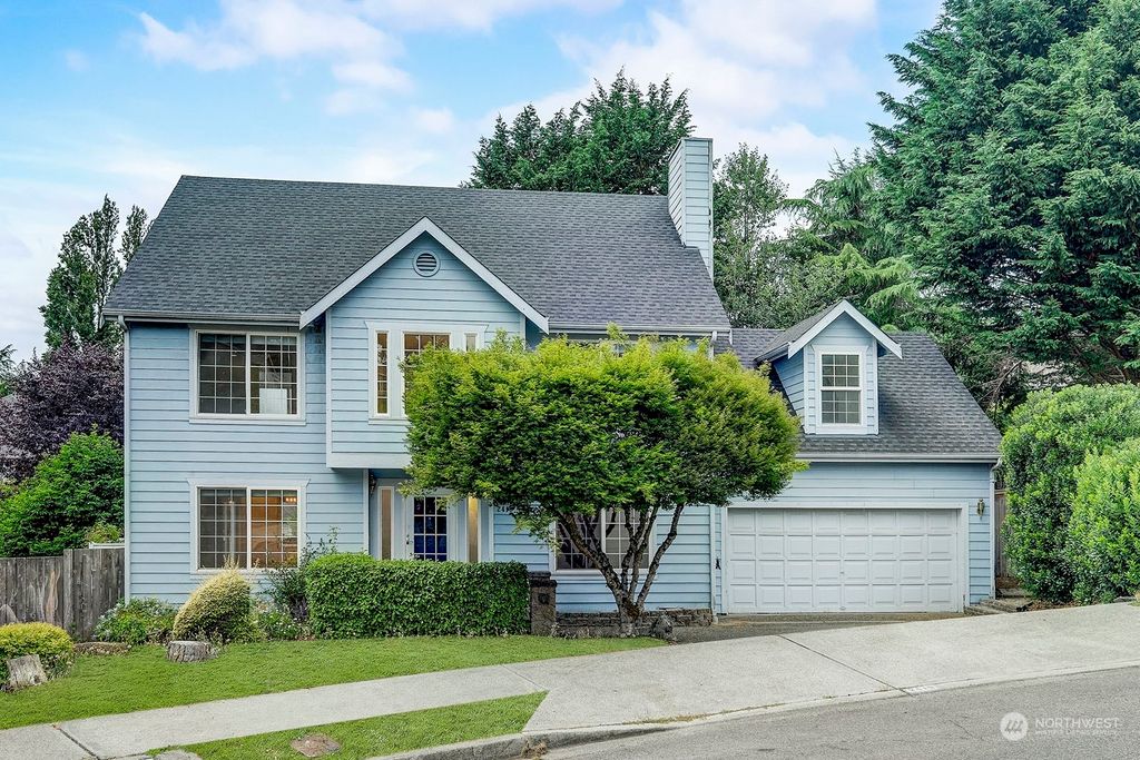 Photo of 2419 Kennewick Place NE, Renton, WA 98056 (MLS # 2128225)