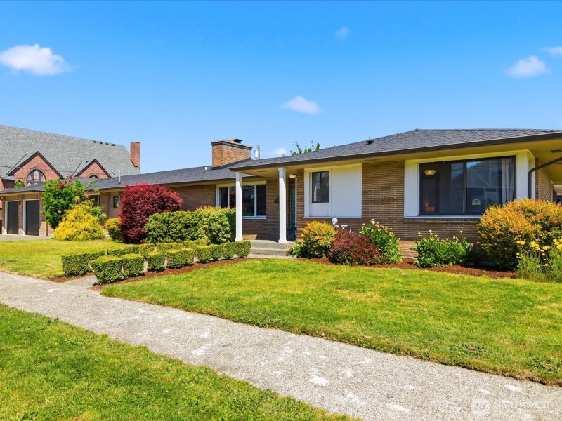 1417 Maple Street