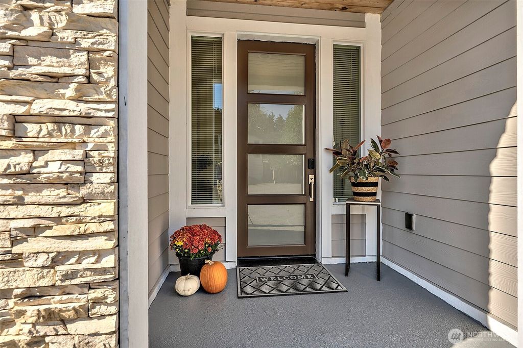 Photo of 36003 21st Lane S, Federal Way, WA 98003 (MLS # 2441625)