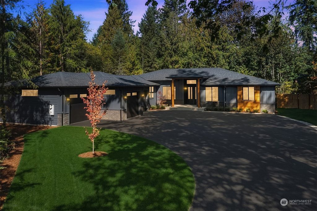Photo of 19110 SE Lake Holm Road, Auburn, WA 98092 (MLS # 2156410)