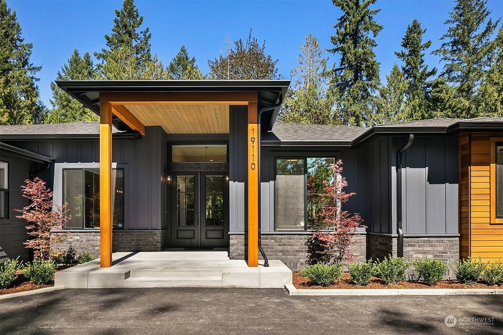 Photo of 19110 SE Lake Holm Road, Auburn, WA 98092 (MLS # 2156410)