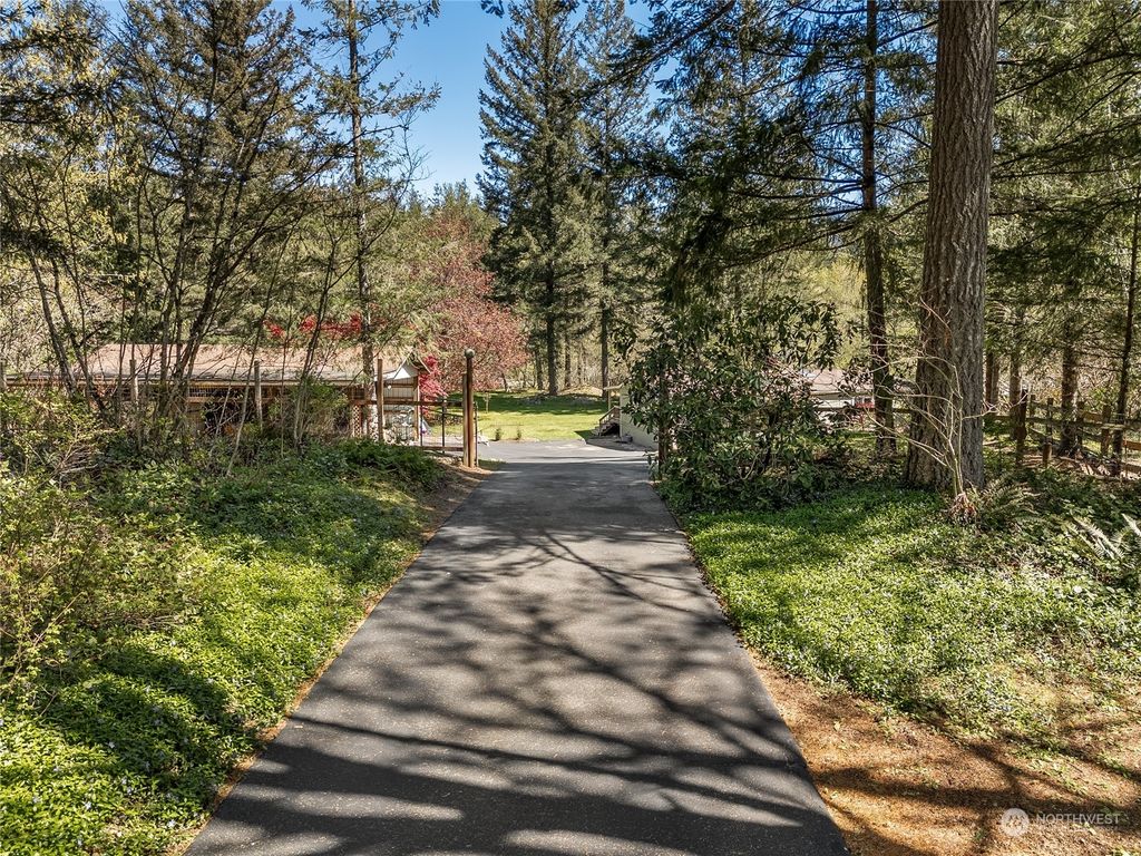 Photo of 29632 312th Way SE, Ravensdale, WA 98051 (MLS # 2226379)