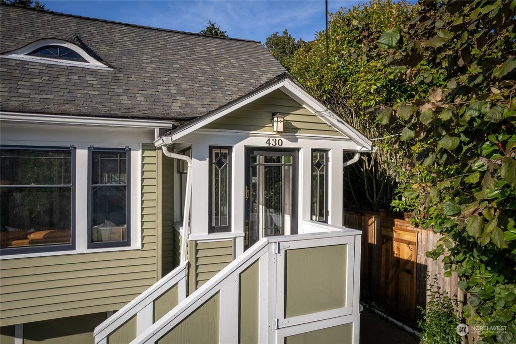 Photo of 430 N 87th Street, Seattle, WA 98103 (MLS # 2299009)