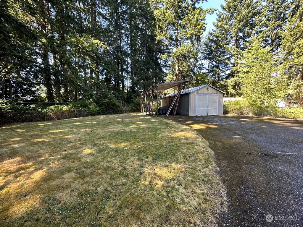 Photo of 9915 214th Place SE, Snohomish, WA 98296 (MLS # 2147298)