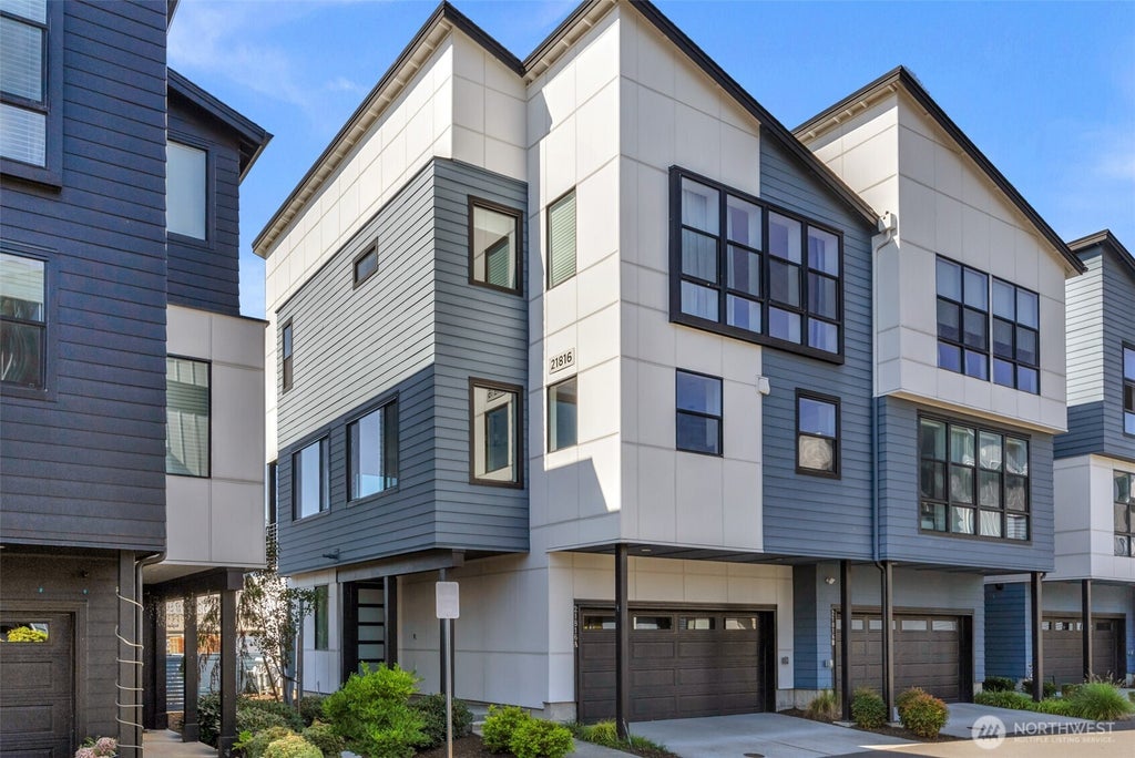 Photo of 21816 24th Avenue SE #A, Bothell, WA 98021 (MLS # 2587413)