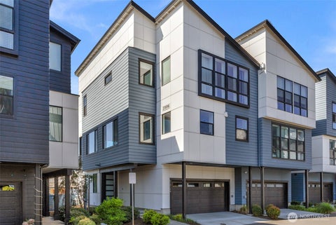 Photo of 21816 24th Avenue SE #A, Bothell, WA 98021 (MLS # 2587413)