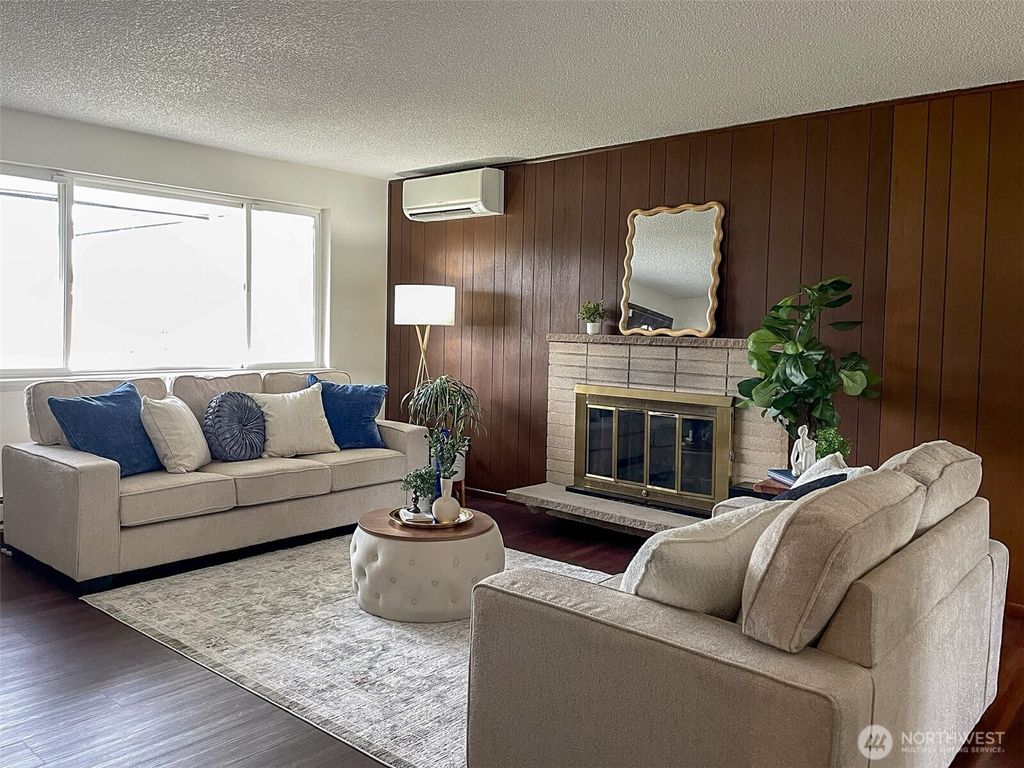 Photo of 28618 47th Place S, Auburn, WA 98001 (MLS # 2470468)