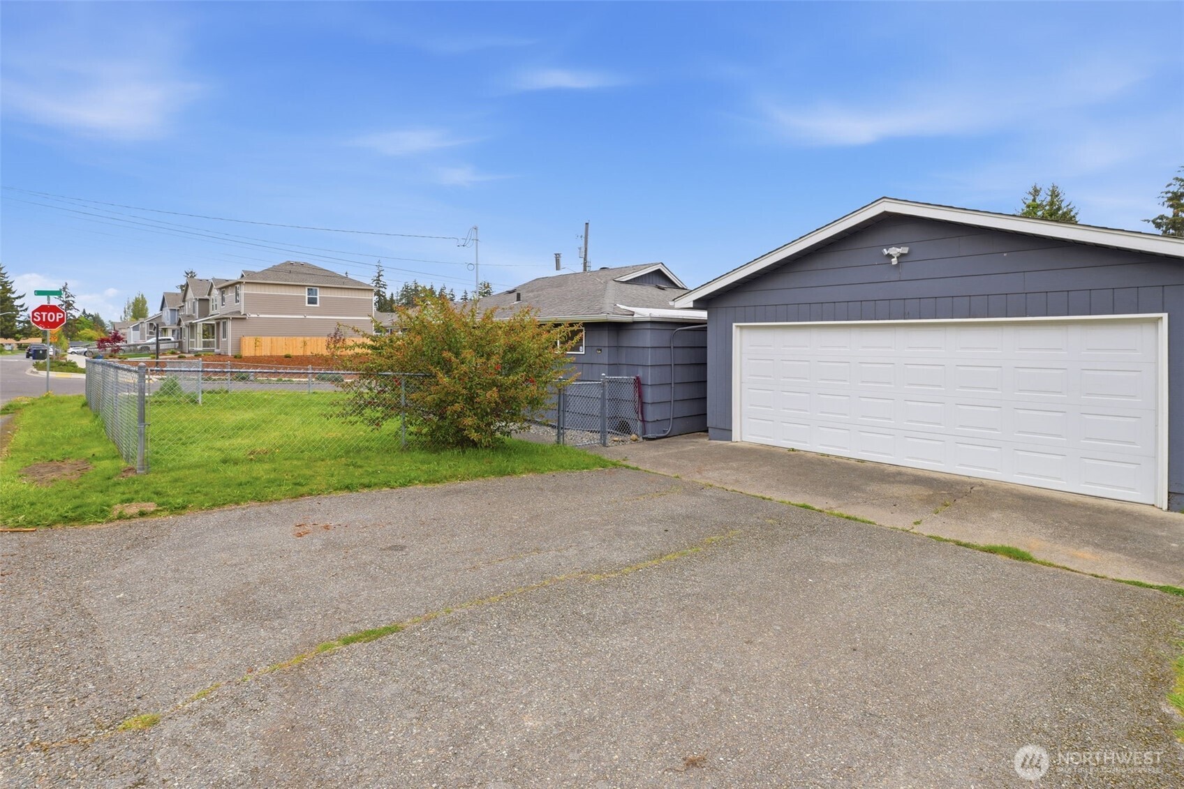 1202 E 54th Street