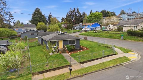 Photo of 1202 E 54th Street, Tacoma, WA 98404 (MLS # 2501459)