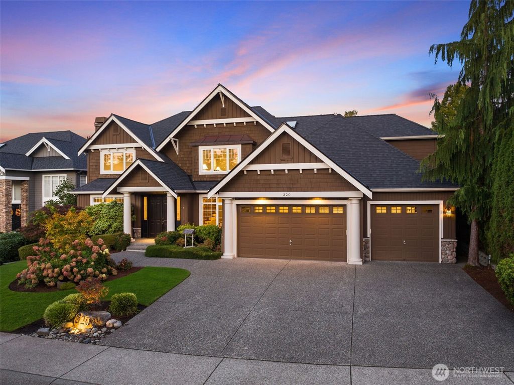 Photo of 320 238th Avenue SE, Sammamish, WA 98074 (MLS # 2434490)
