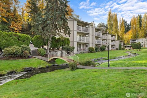 13321 15th Avenue NE D5 Seattle WA 98125