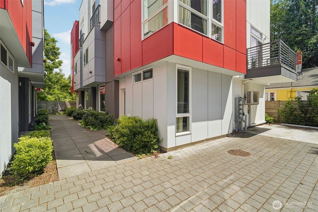 Photo of 9032 14th Avenue NW #D, Seattle, WA 98117 (MLS # 2516163)
