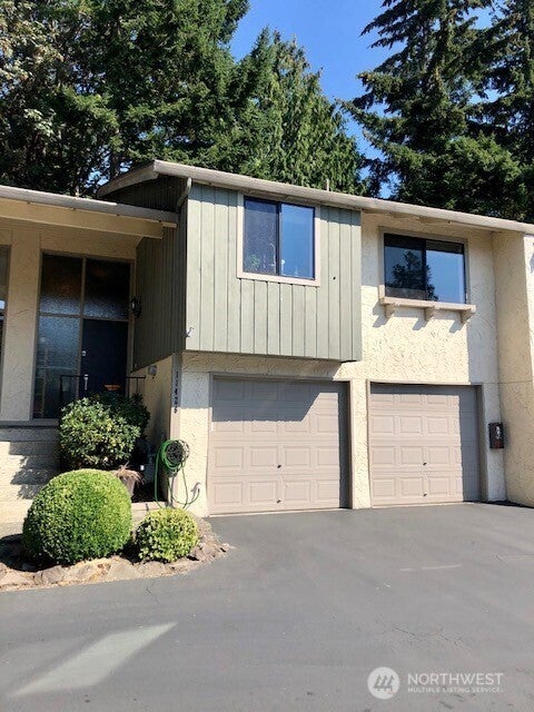 Photo of 11426 105th Place NE, Kirkland, WA 98033 (MLS # 2576386)