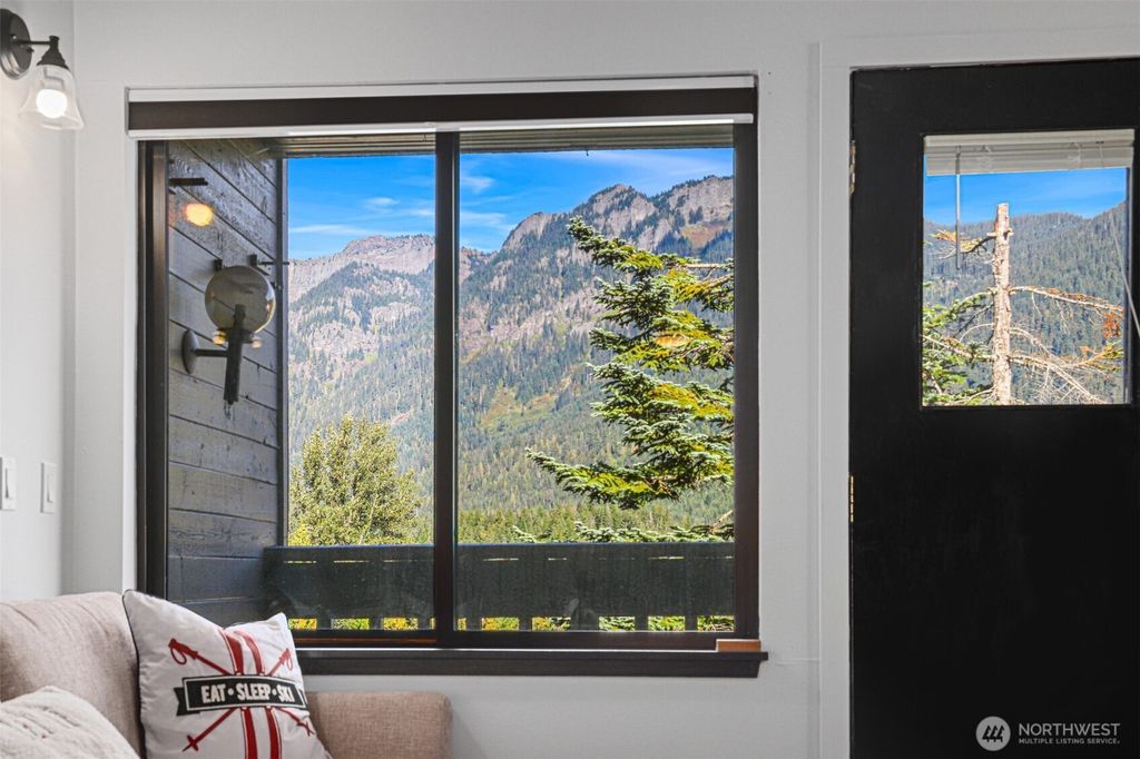 Photo of 223 Hyak Drive E #622, Snoqualmie Pass, WA 98068 (MLS # 2449339)