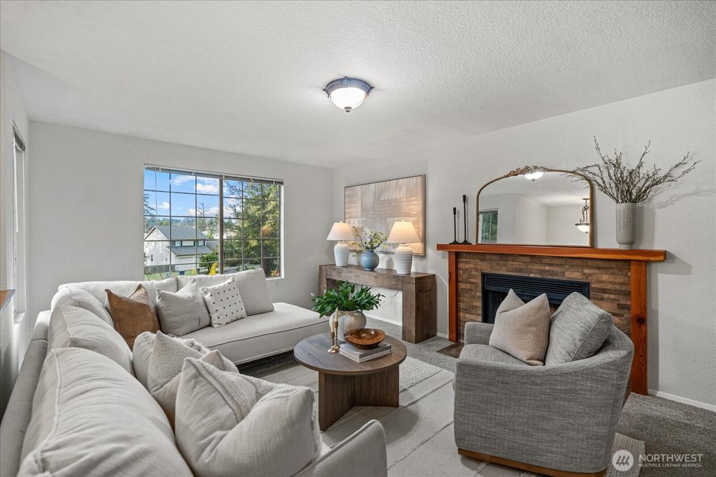 Photo of 11414 107 Place NE, Kirkland, WA 98033 (MLS # 2490949)