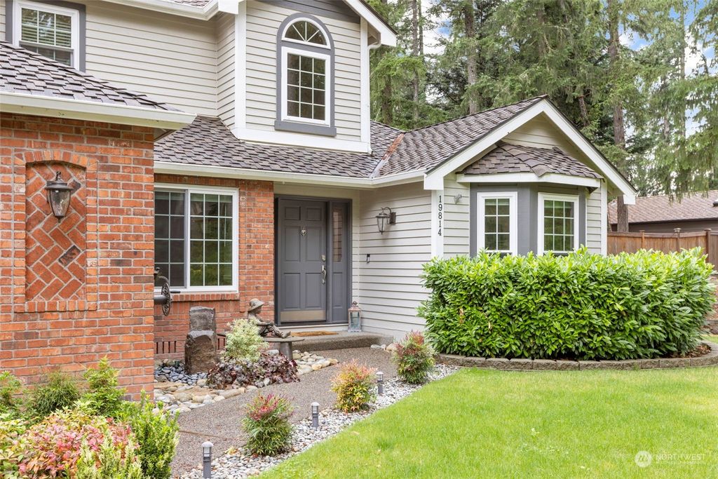 Photo of 19814 SE 300th Street, Kent, WA 98042 (MLS # 2278850)