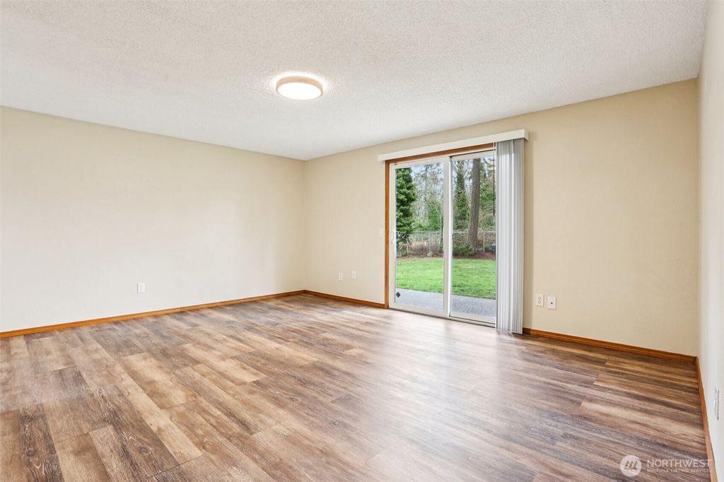 Photo of 35804 52nd Avenue S, Auburn, WA 98001 (MLS # 2475661)