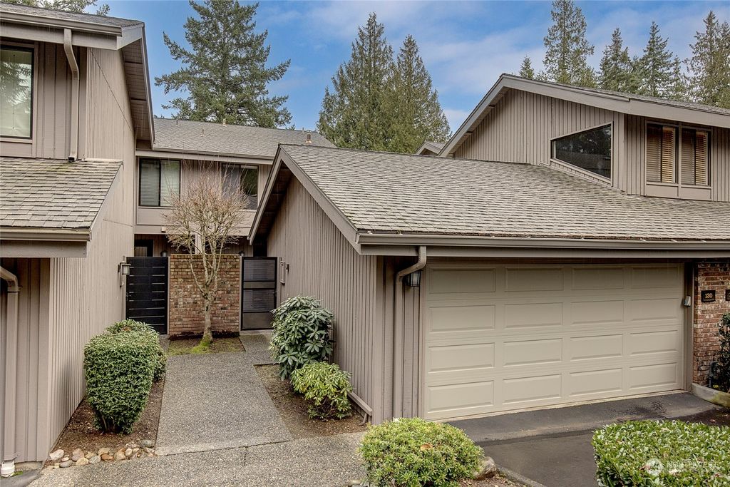 Photo of 130 141st Place NE, Bellevue, WA 98007 (MLS # 2197205)