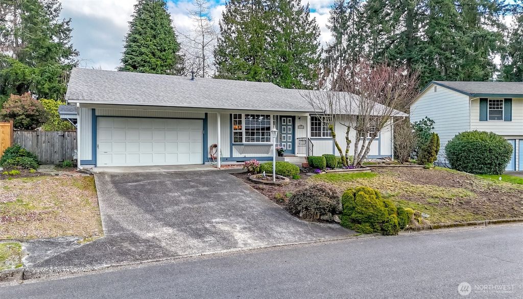Photo of 32334 9th Avenue S, Federal Way, WA 98003 (MLS # 2504760)