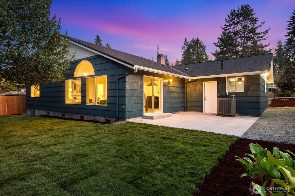 Photo of 2144 N 146th Street, Shoreline, WA 98133 (MLS # 2454666)