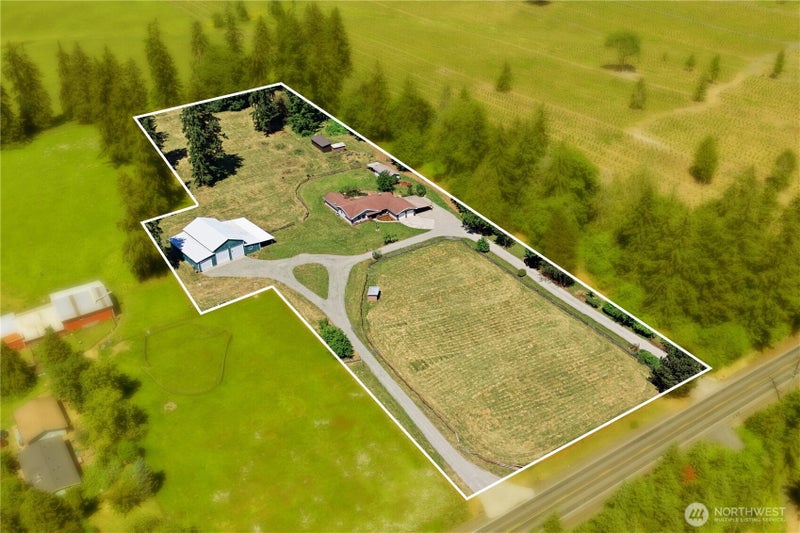 234 Avery Road W