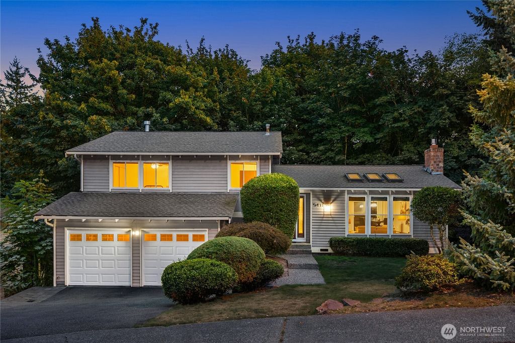 Photo of 9411 NE 139th Street, Kirkland, WA 98034 (MLS # 2436586)