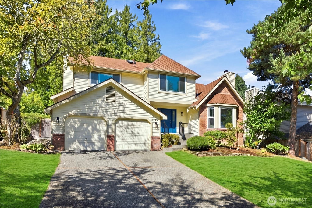 Photo of 9126 NE 151st Street, Bothell, WA 98011 (MLS # 2574485)