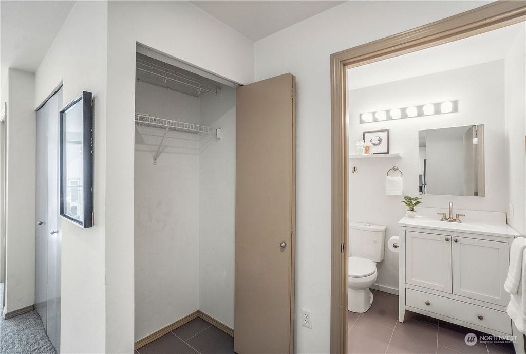 Photo of 1323 Boren Avenue #402, Seattle, WA 98101 (MLS # 2007276)