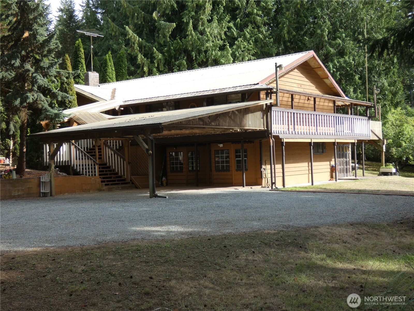 596 Forrest Way