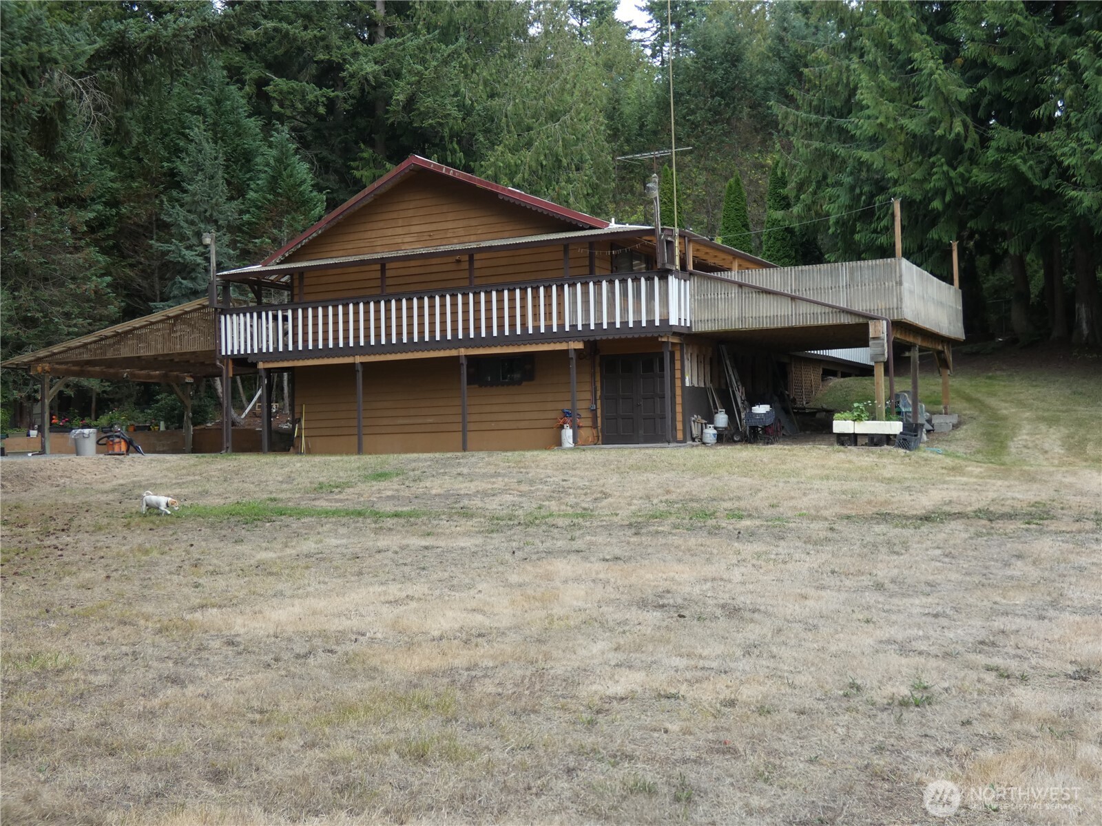 596 Forrest Way