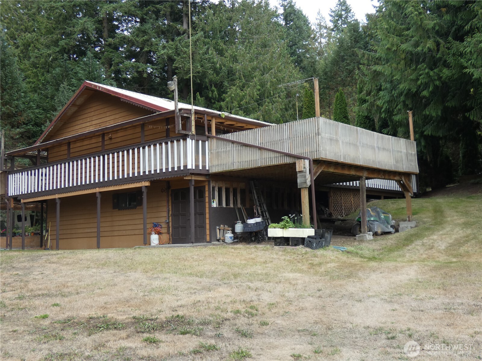 596 Forrest Way