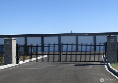903 W Curie Street A19 Richland WA 99354