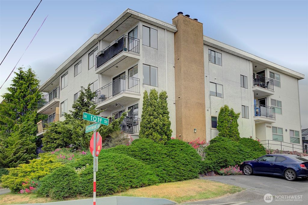 Photo of 10106 Greenwood Avenue N #301, Seattle, WA 98133 (MLS # 2391447)