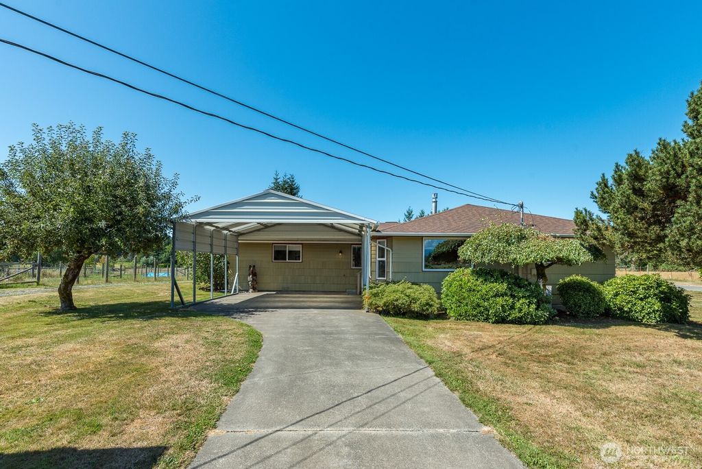 Photo of 17330 11th Avenue NE, Arlington, WA 98223 (MLS # 2423071)