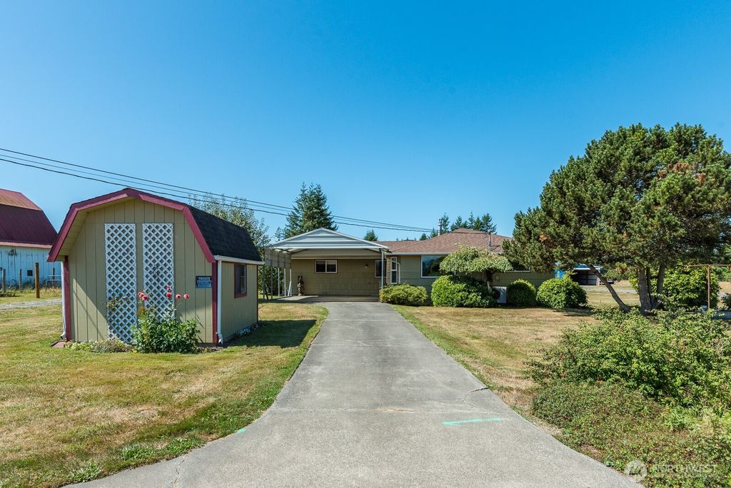Photo of 17330 11th Avenue NE, Arlington, WA 98223 (MLS # 2423071)