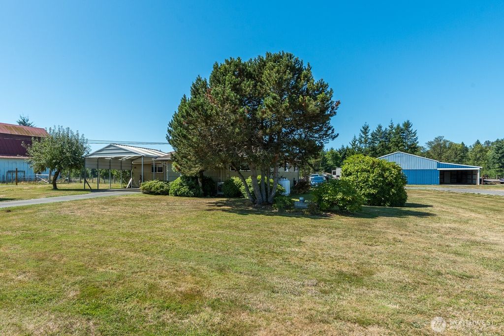 Photo of 17330 11th Avenue NE, Arlington, WA 98223 (MLS # 2423071)