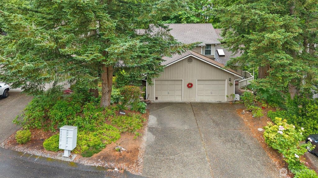 Photo of 8609 137th Avenue NE, Redmond, WA 98052 (MLS # 2361691)
