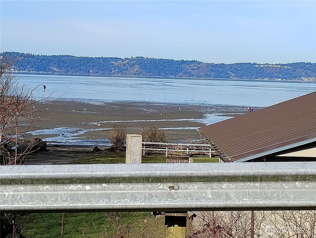 Photo of 31233 47th Place SW, Federal Way, WA 98023 (MLS # 2477007)