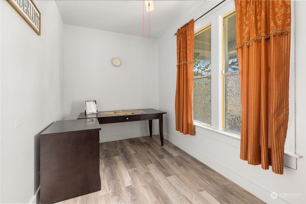 Photo of 2605 Lombard Ave Ave, Everett, WA 98201 (MLS # 2285277)