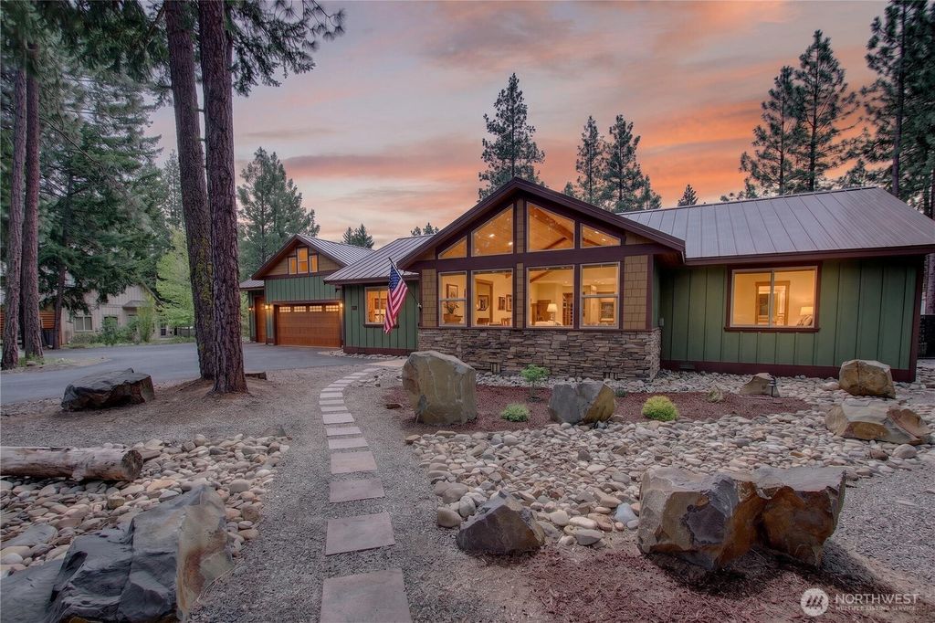 Photo of 100 White Pine Drive, Ronald, WA 98940 (MLS # 2522493)