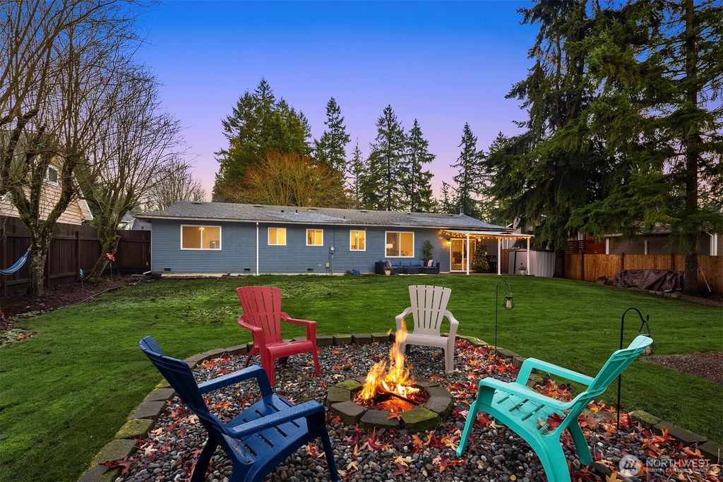 Photo of 13945 147th Place SE, Renton, WA 98059 (MLS # 2460976)