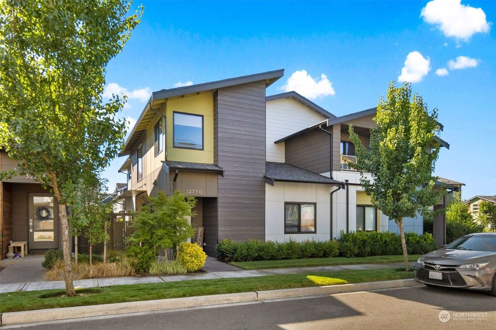 Photo of 32770 Madrona Avenue SE, Black Diamond, WA 98010 (MLS # 2147329)