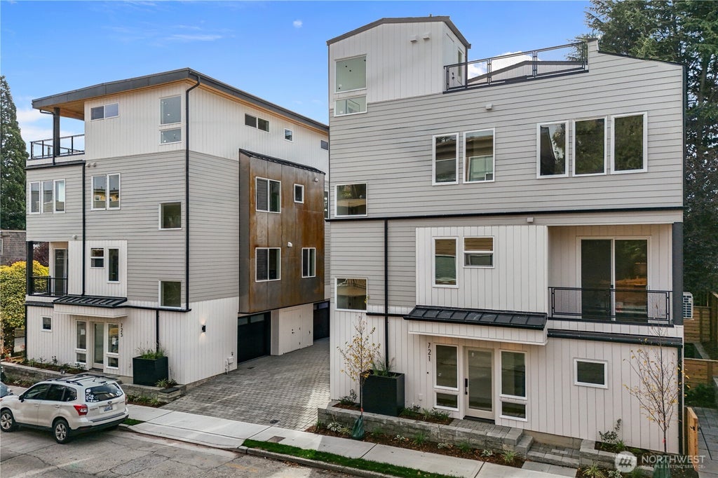 Photo of 721 N 45th Street, Seattle, WA 98103 (MLS # 2592231)