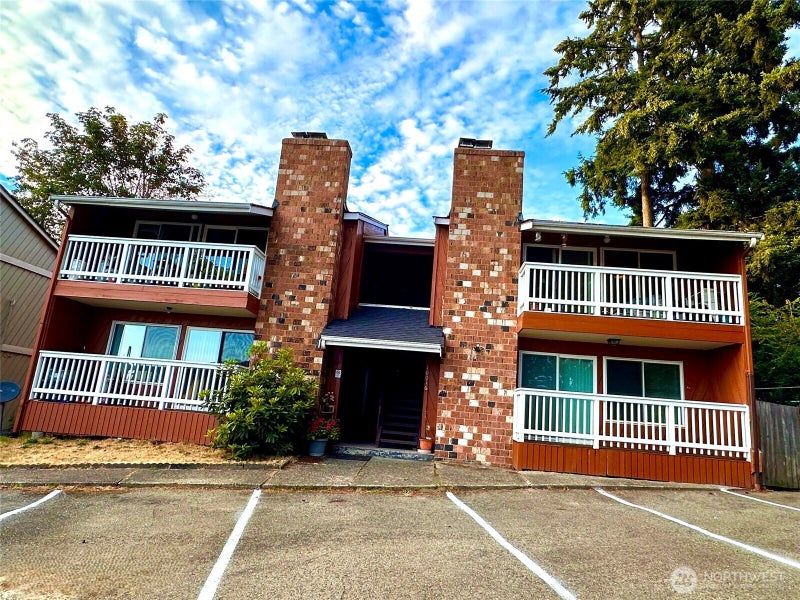 10016 NE 117th Court