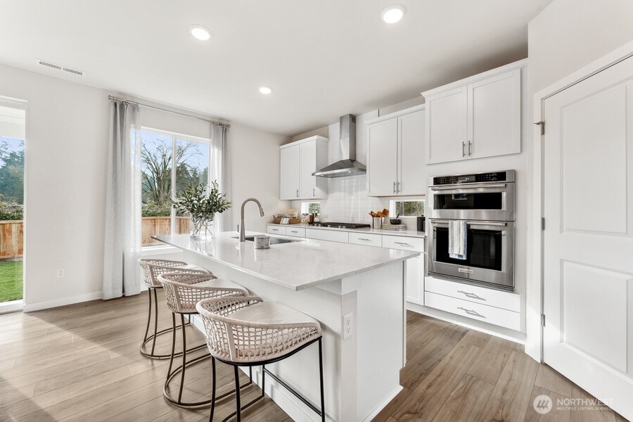 17500 NE Midnight Sun Loop