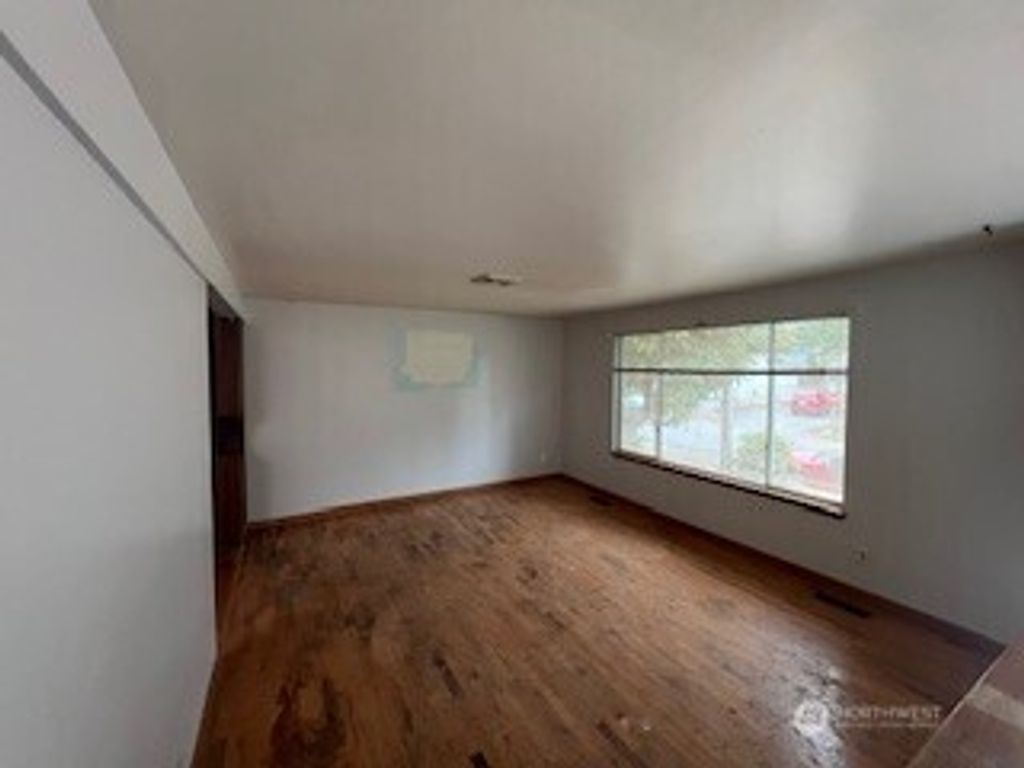 Photo of 29024 38 Avenue S, Auburn, WA 98001 (MLS # 2404626)