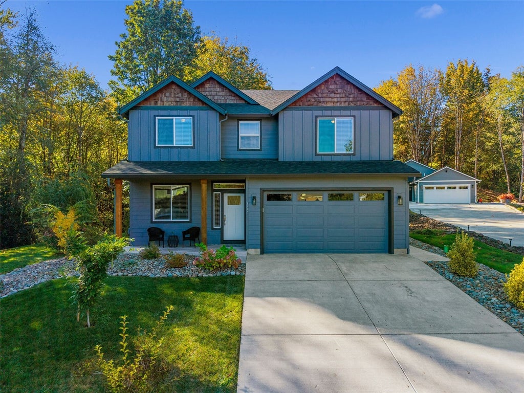 Photo of 300 Shoreview Drive, Kelso, WA 98626 (MLS # 2593962)