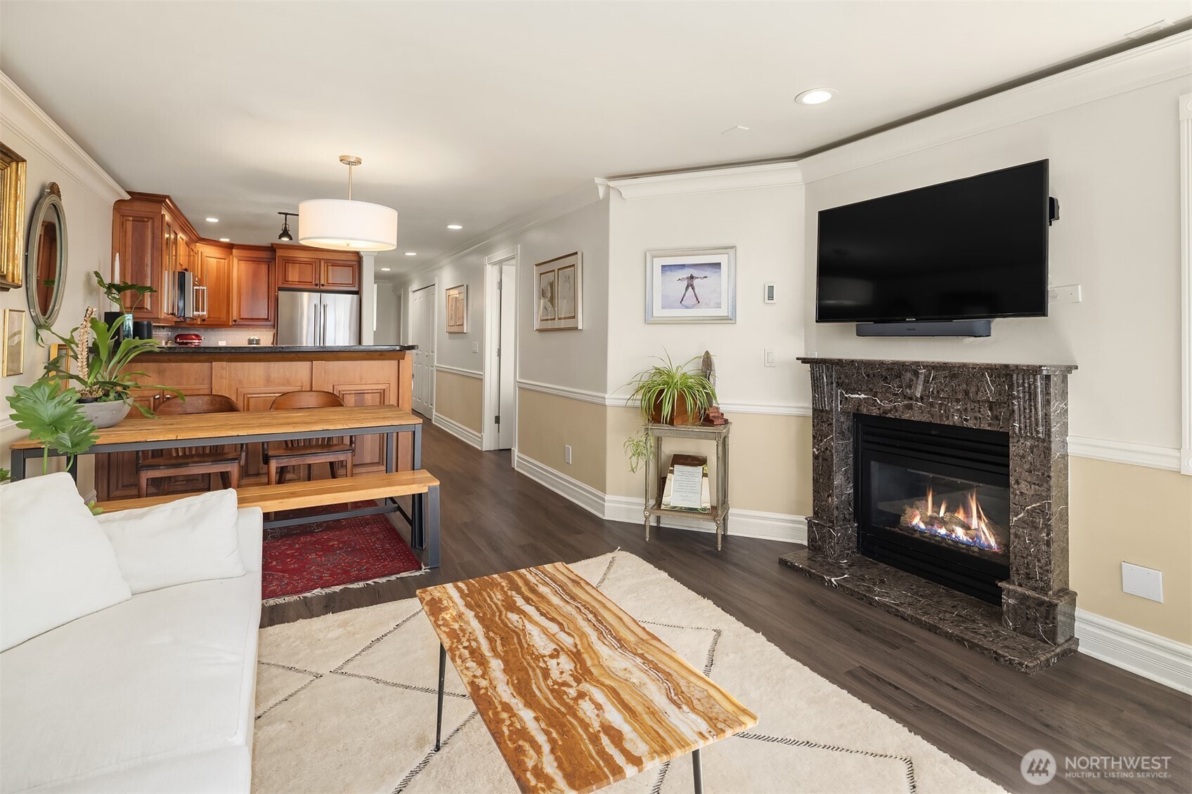 311 E Republican Street 201